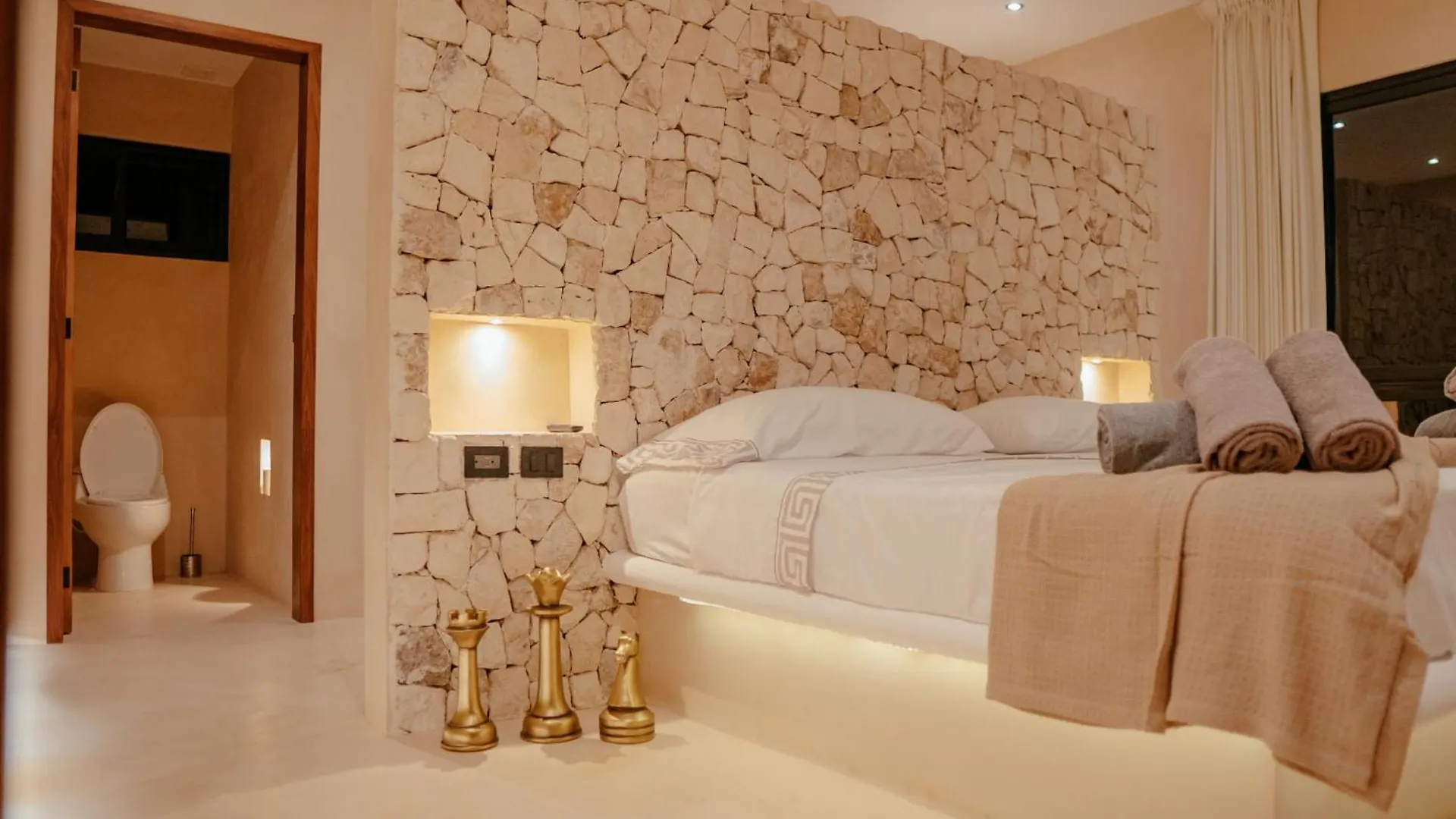 Luxury Large Villa/2 Pools/ Jacuzzi/Rooftop/Cenote View Tulum Messico