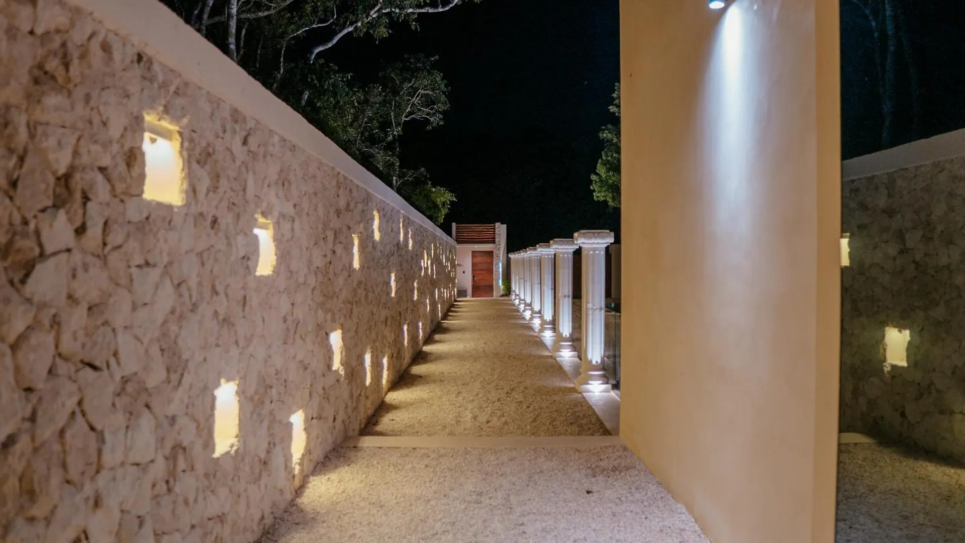 Luxury Large Villa/2 Pools/ Jacuzzi/Rooftop/Cenote View Tulum