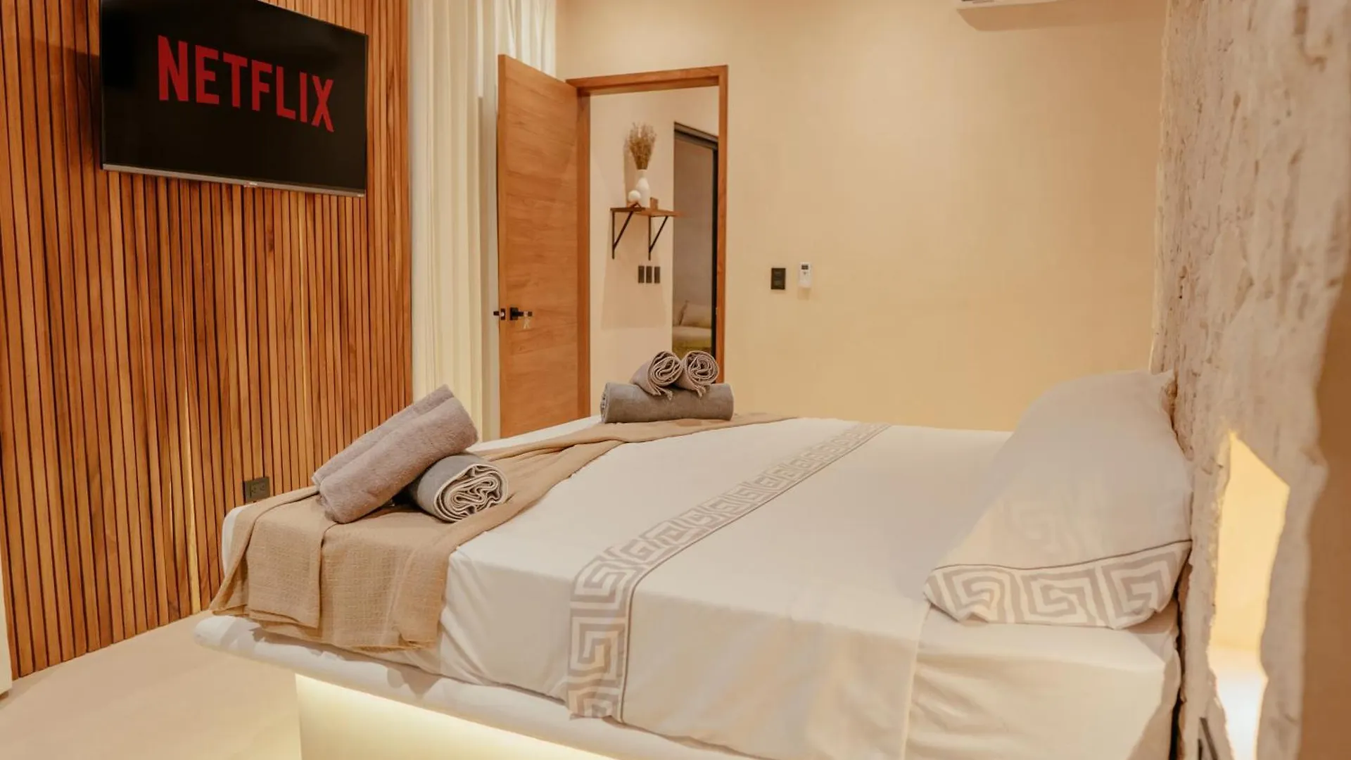 Luxury Large Villa/2 Pools/ Jacuzzi/Rooftop/Cenote View Tulum Villa